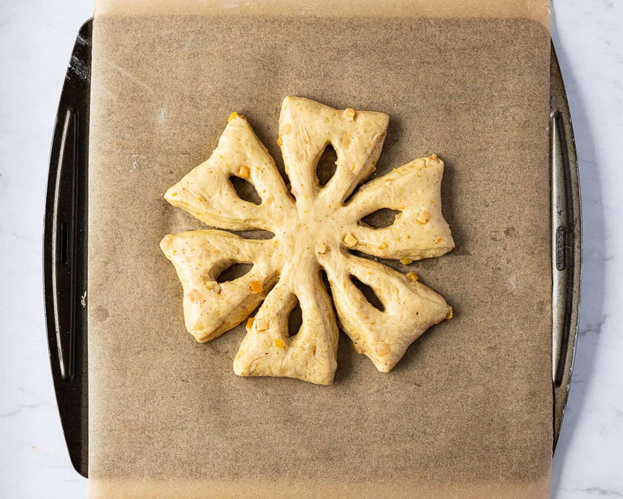 Orange & Anise Snowflake Bread (Vegan Gibassier)